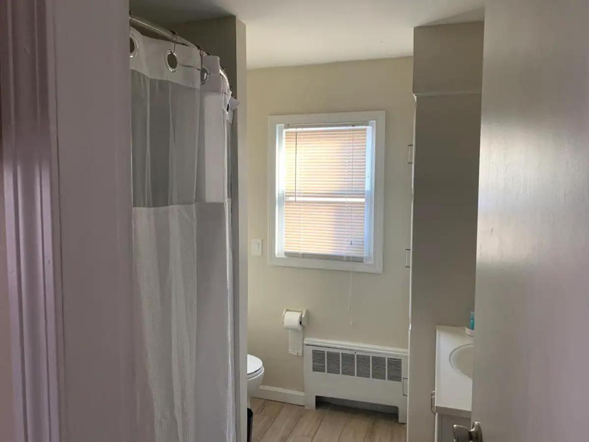 Charming Urban Apartment Getaway Провиденс Экстерьер фото